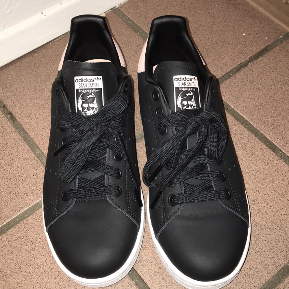 Adidas Sneakers - Picture 1 of 2